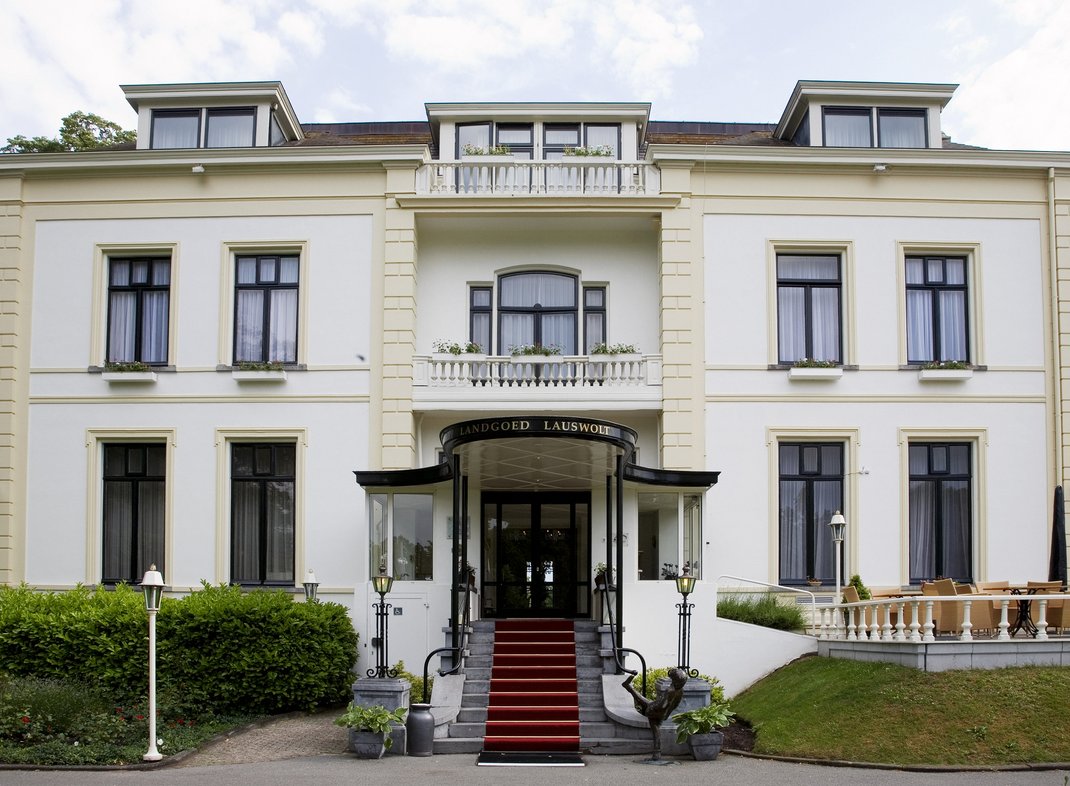 Déjeuner Amical bij De Heeren van Harinxma *  Lauswolt in Beetsterzwaag